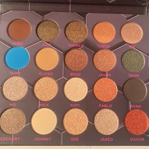 💋 NEW💋 Bee Beauty Barbarella Eyeshadow Palette